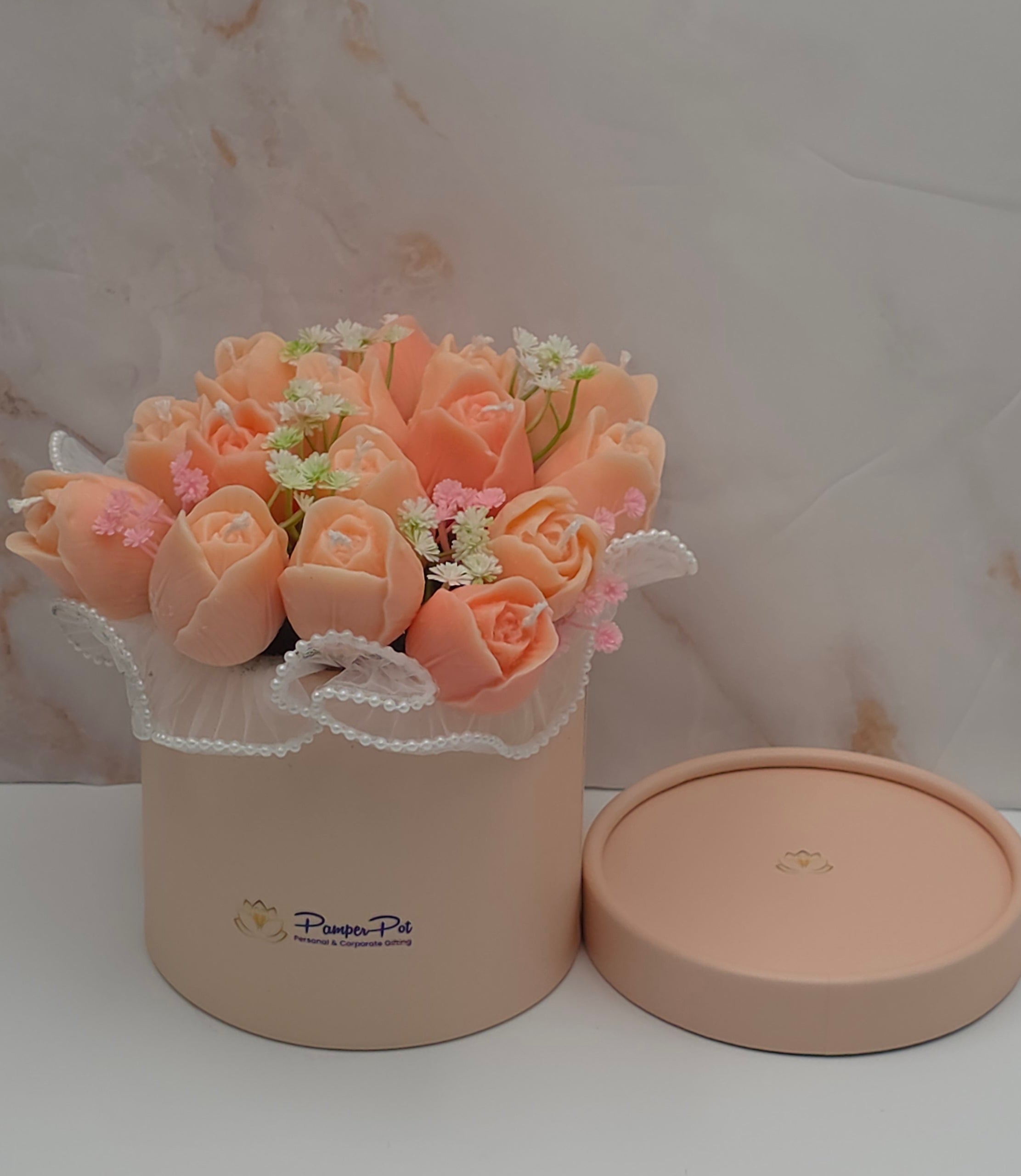 Velour Gift Box Set - Bouquet of Tulips