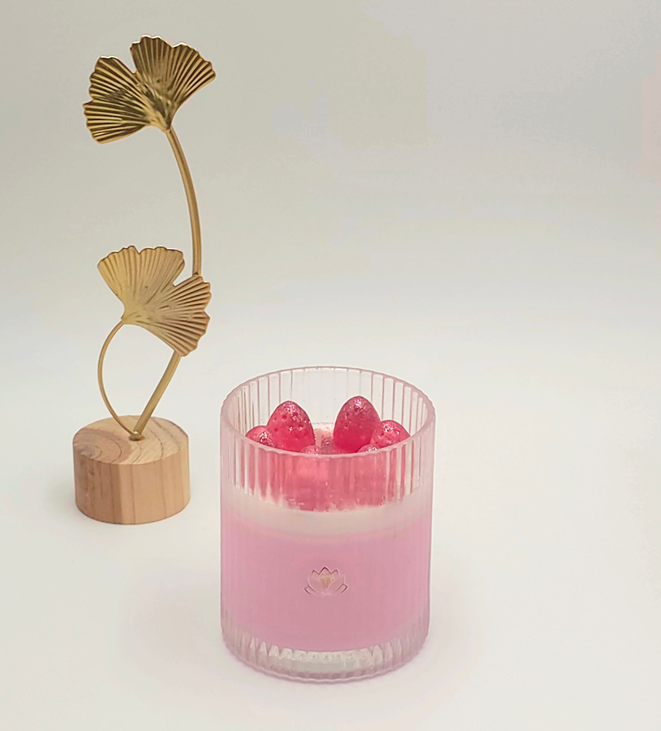 Glitterberry Cake – Candle & Sweet Treat