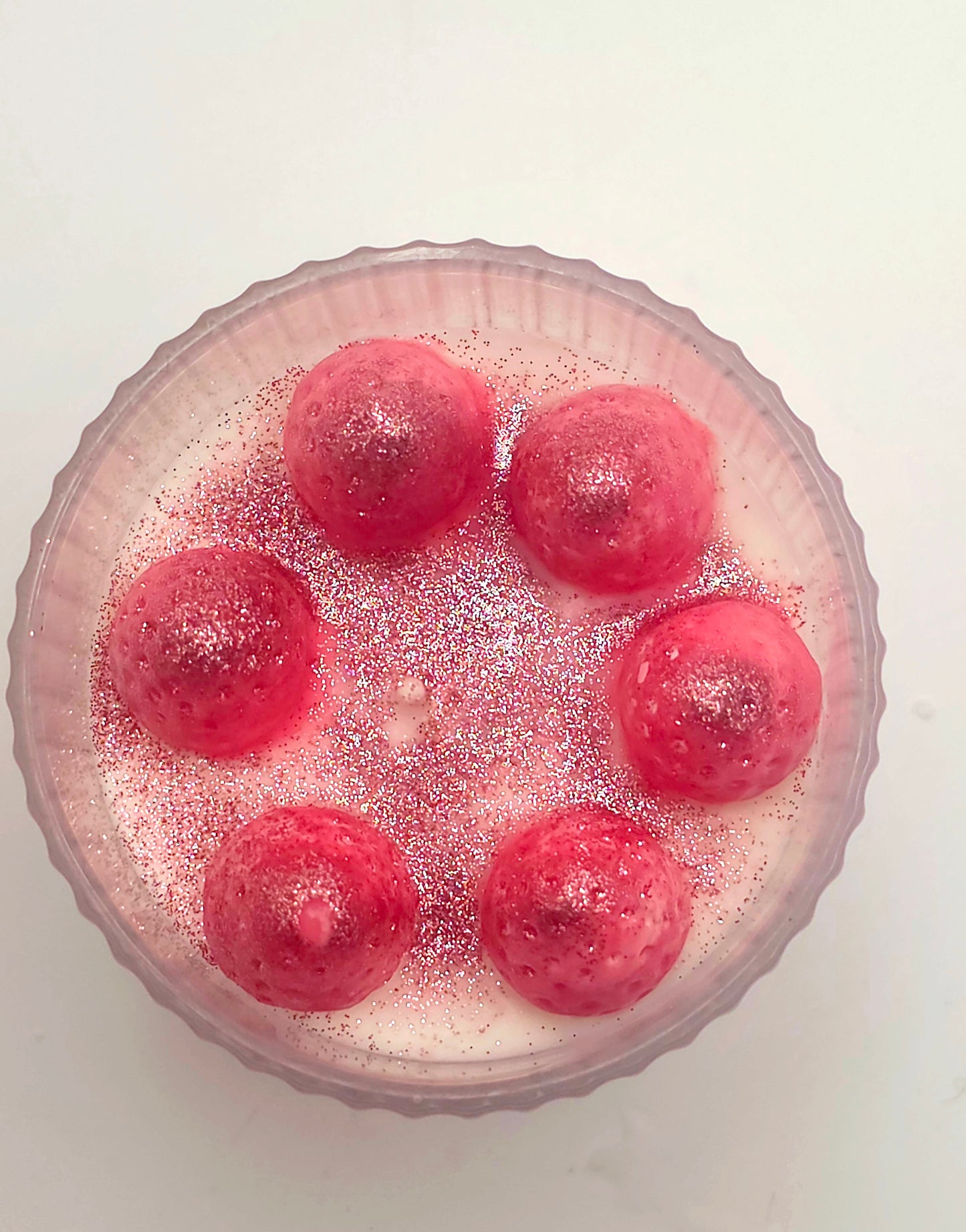 Glitterberry Cake – Candle & Sweet Treat