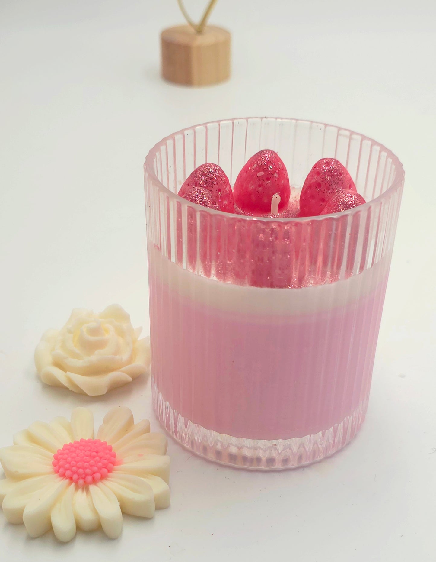 Glitterberry Cake – Candle & Sweet Treat