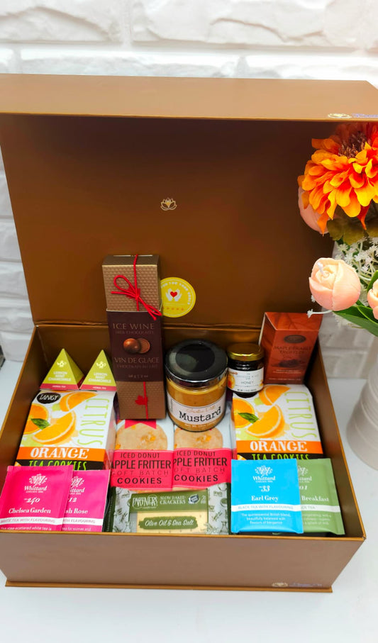 Golden Orchard Indulgence Gift Hamper